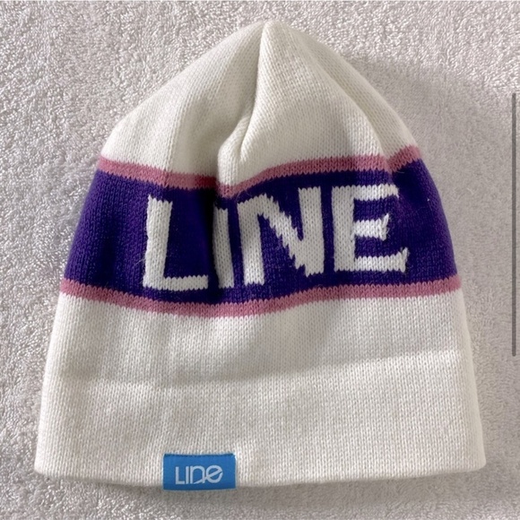 5/$25 Line White Blue Pink Toque Beanie Winter Hat - Picture 3 of 10